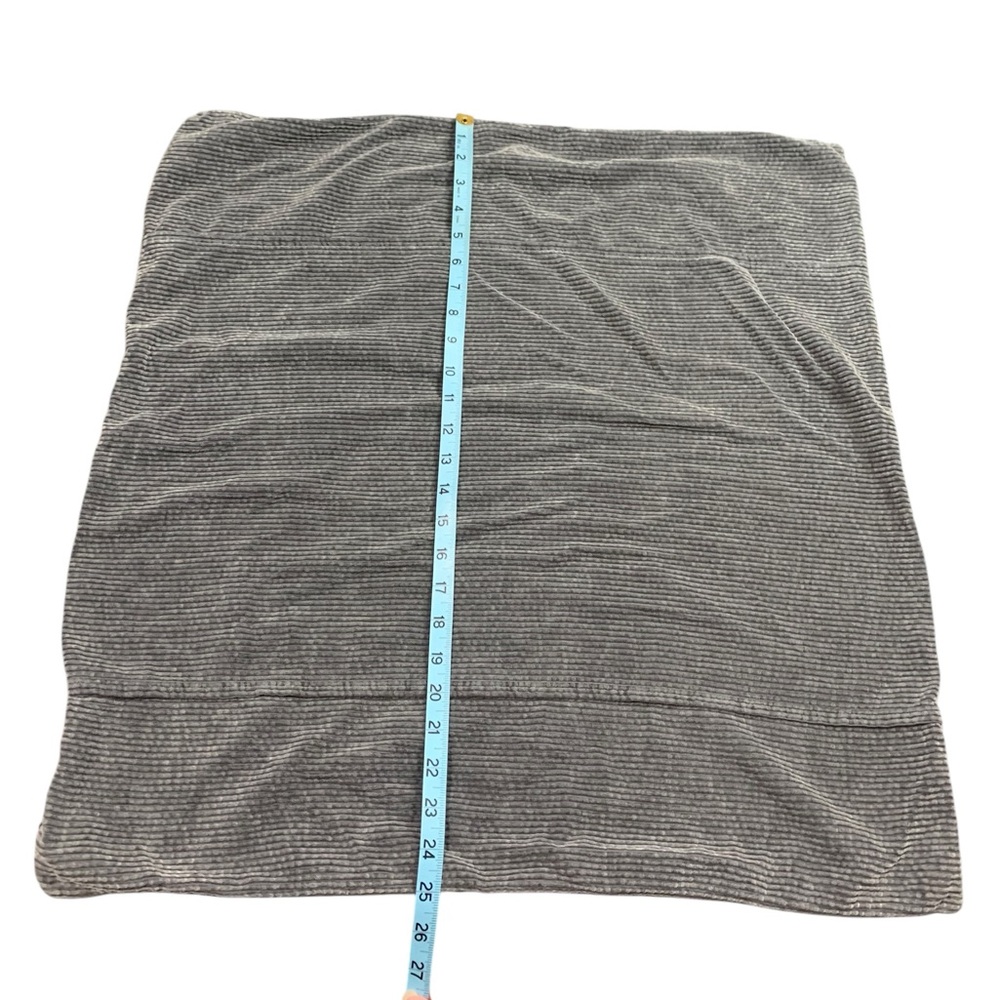 One Pendleton Ribbed corduroy type euro Sham - Picture 4 of 6